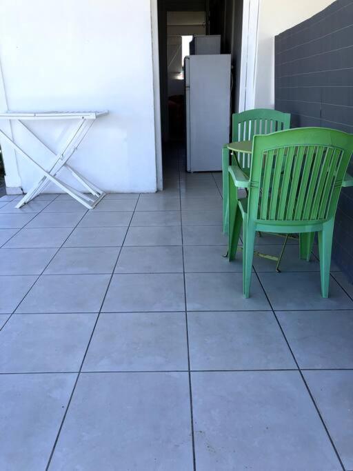 Bel Appartement A Damencourt Le Moule Bagian luar foto